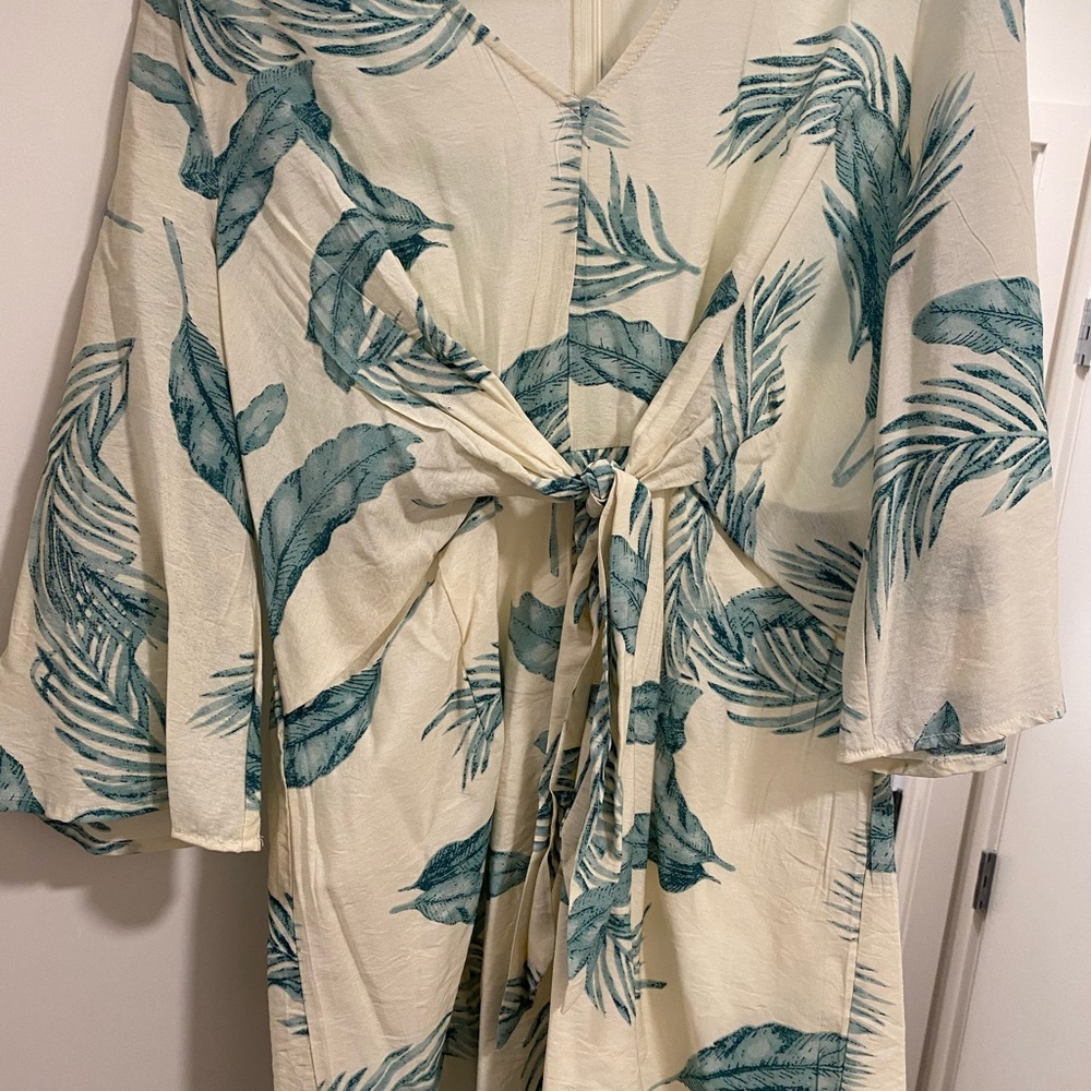 Romper - Picture 2 of 6